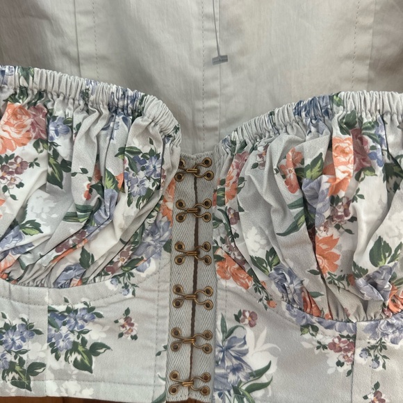 HOUSE OF CB Alivia Floral Print Top Small - Picture 4 of 6